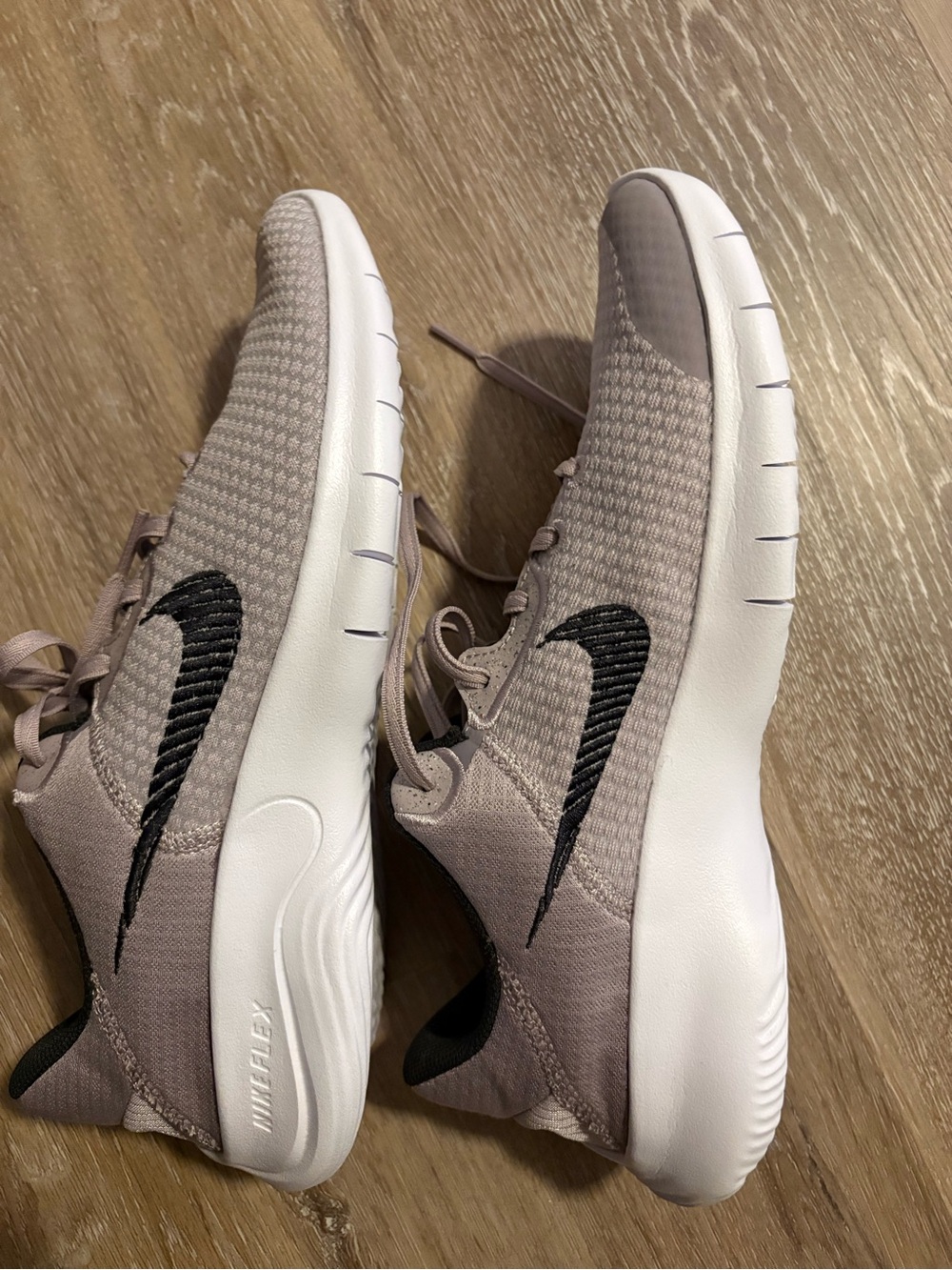 NikeNike Women's Flex Experience Run DD9283-500